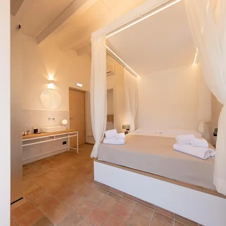 Toto Hotel 3*