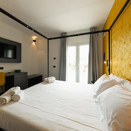 Hotel Toto