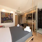 Toto Hotel 3*