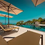 Toto Hotel